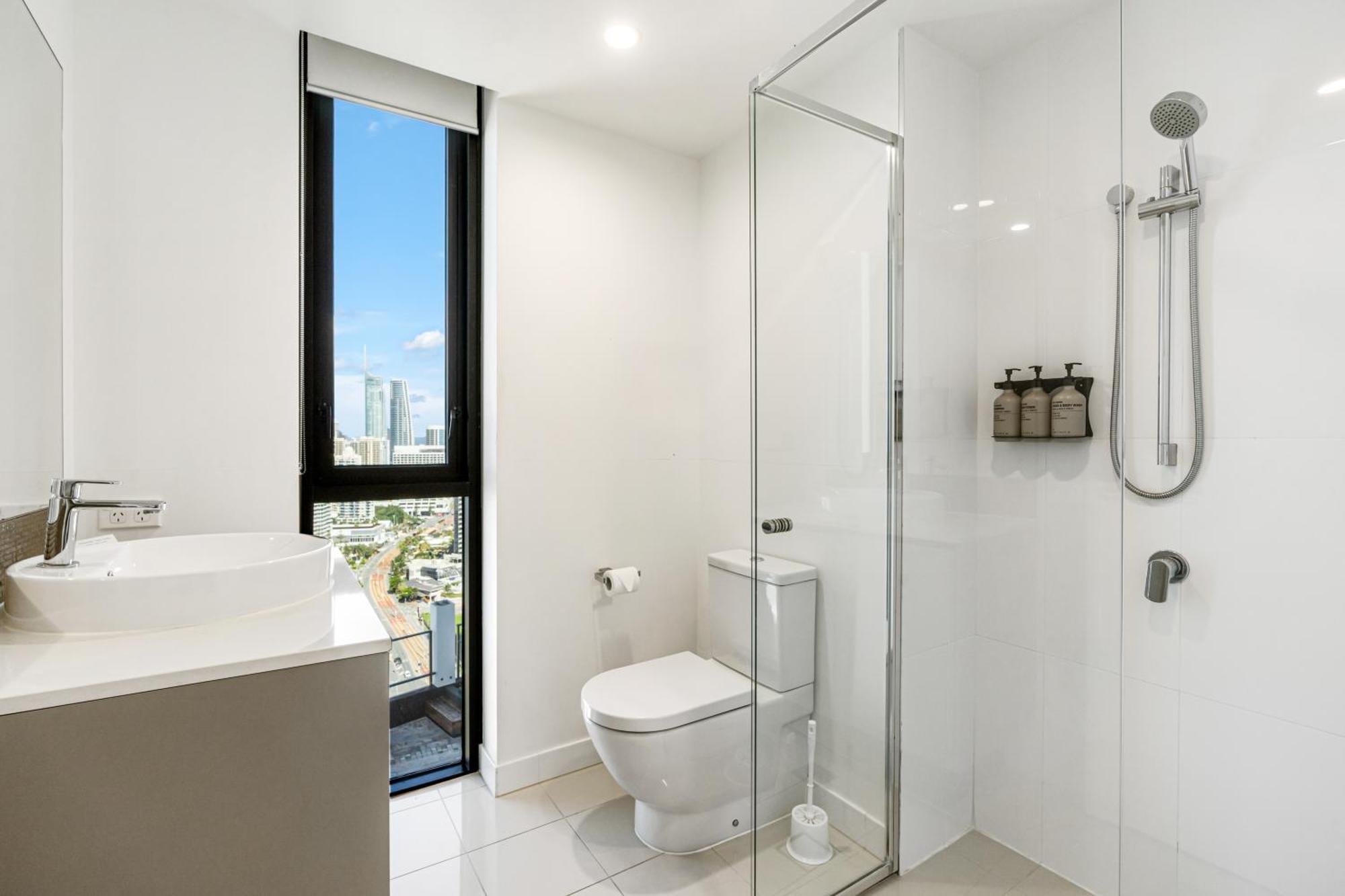 Apartamento de 2 Quartos com Varanda